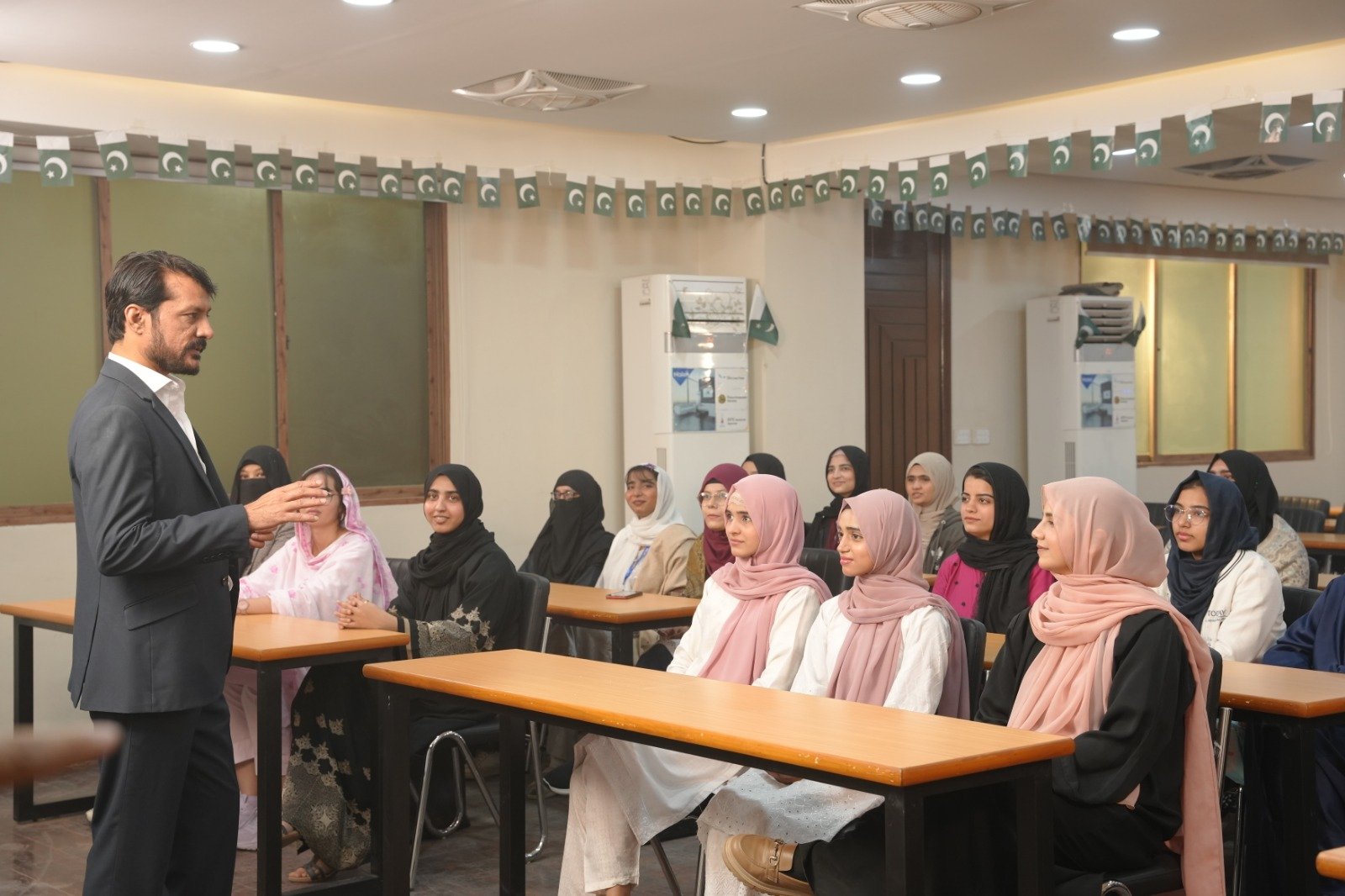 Modern Classrooms & Learning Facilities